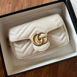 GG Marmont Leather Super Mini Bag